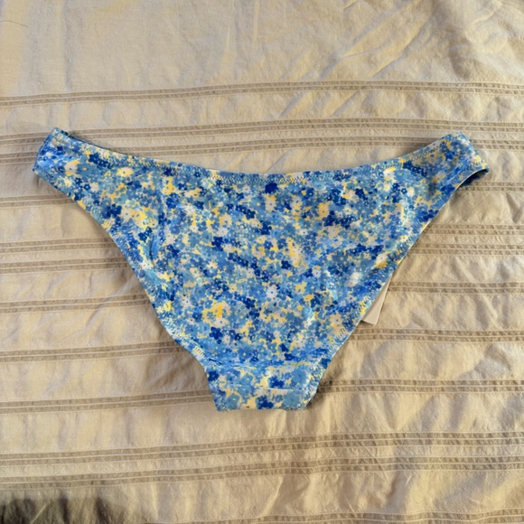 Kulani Kinis Vintage V Full Coverage Bikini Bottom - Love Story - Picture 2 of 5